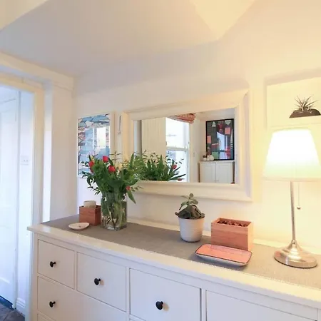 Charming Townhouse In Dublin's Most Vibrant Area * Dublin